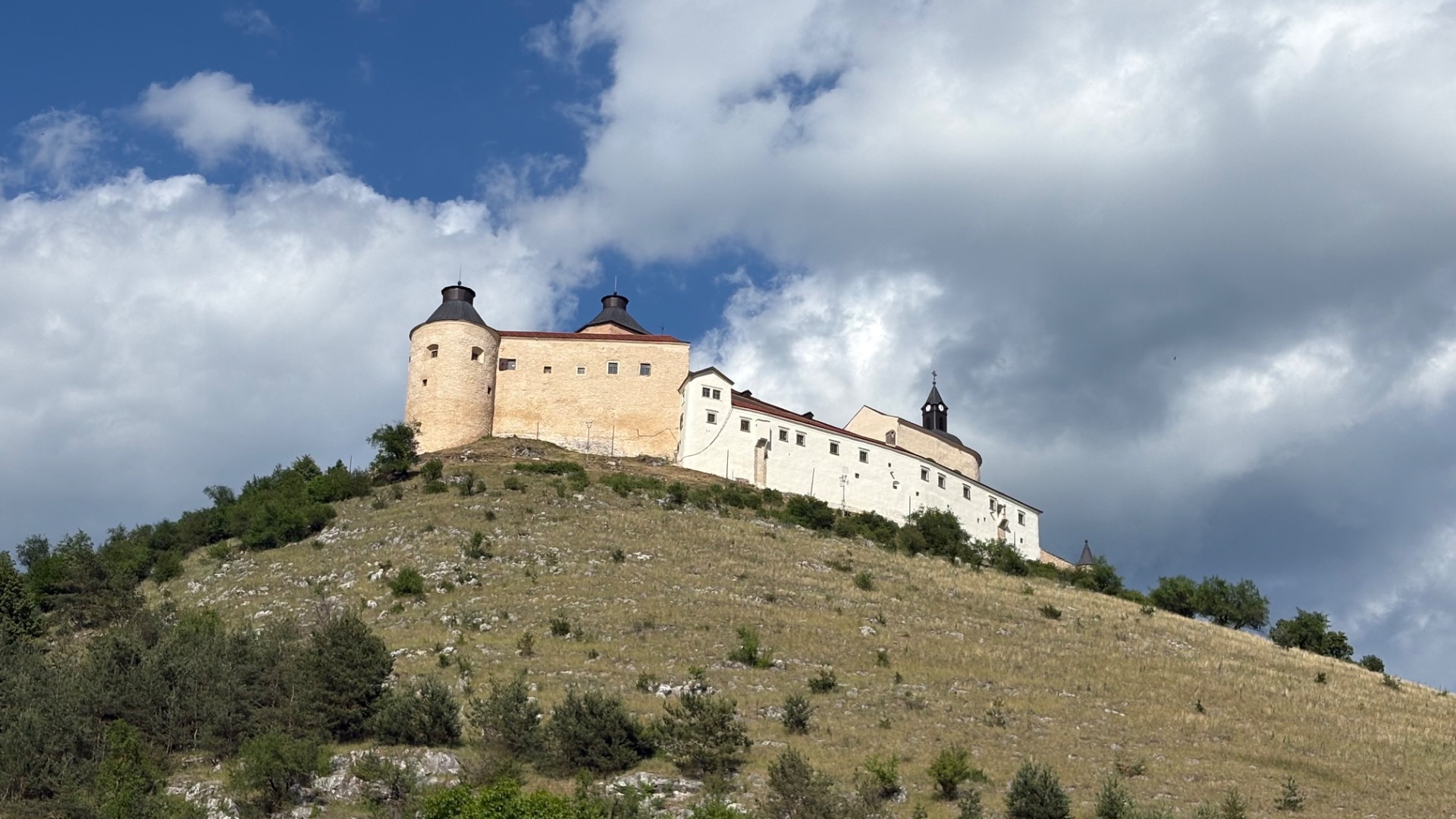 Krásná Hôrka